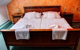 Birdie Pension & Wellness